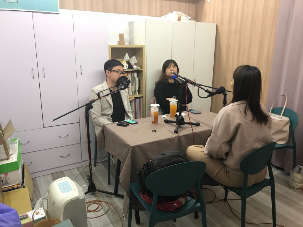 熱門Podcast節目「旅行快門」錄音現場