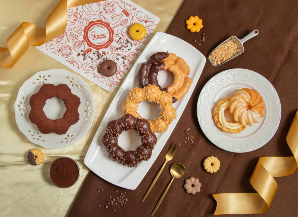 此外還有五款巧克力季限定甜甜圈，使用Mister Donut 獨家日本巧克力醬，香甜濃郁，大小朋友都會喜歡。
