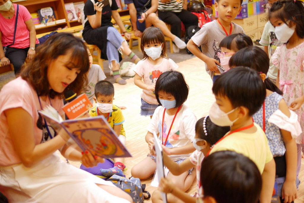 台北市重南書街促進會致力推廣閱讀風氣