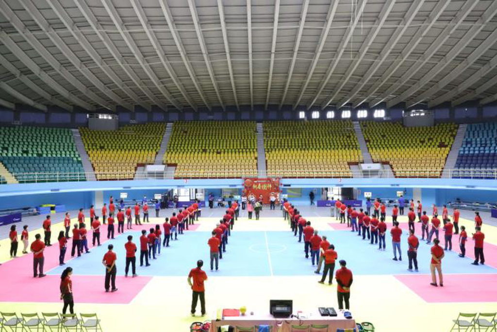 雲林縣府今在體育館新春團拜，並舉辦躲避球賽，啟動2022雲林全民健康運動年。