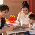 台灣麥當勞首屆「麥麥共讀日」，選在4月4日兒童節登場，當天購買Happy