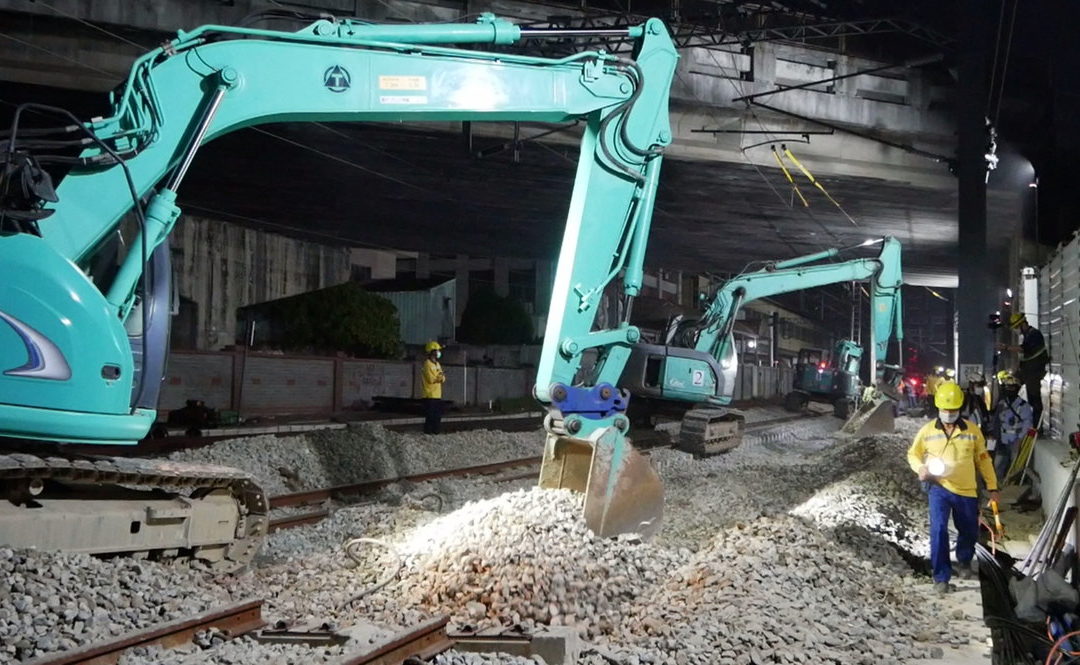 嘉義市區鐵路高架臨時軌切換工程夜間施工