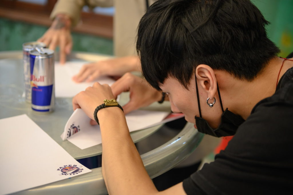 2022 Red Bull Paper Wings世界紙飛機大賽邀請全台灣大學生參賽，用一張紙A4紙競逐飛往奧地利比賽門票。(圖為2019年賽事照)