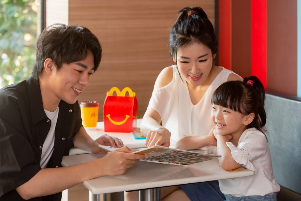 台灣麥當勞首屆「麥麥共讀日」，選在4月4日兒童節登場