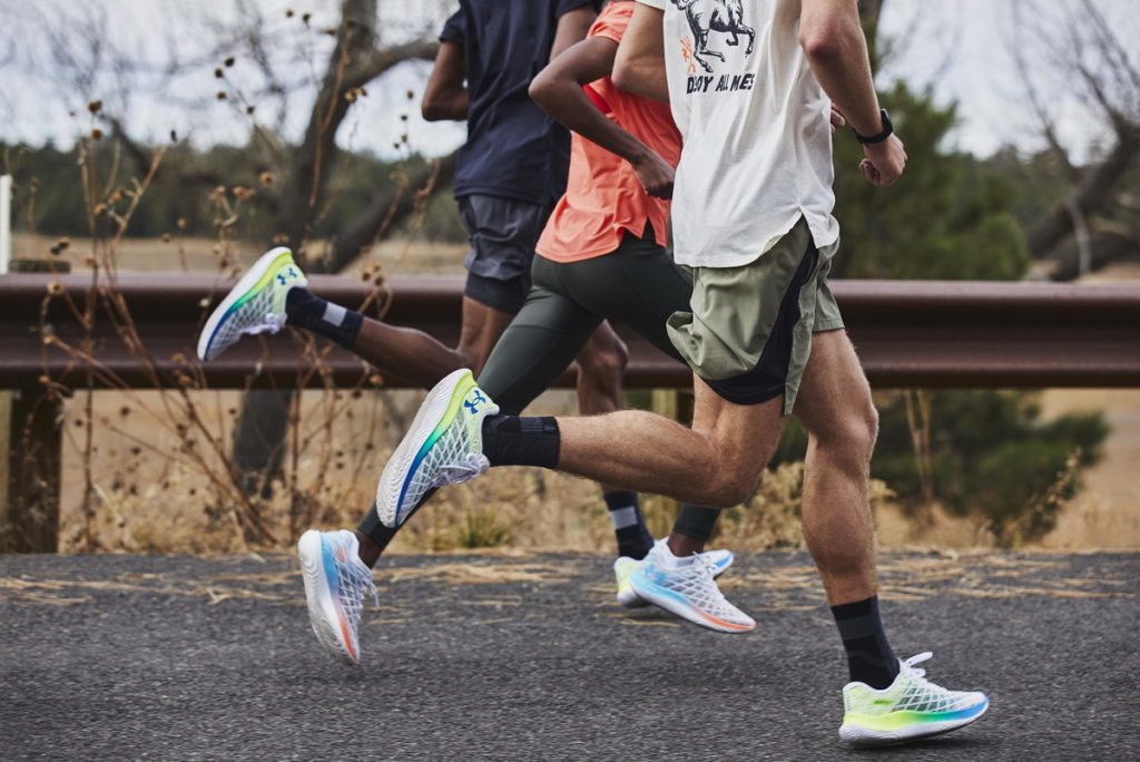 UA多年來洞悉跑者市場需求，於今年推出UA最輕量跑鞋「UA FLOW Velociti Wind 2」。