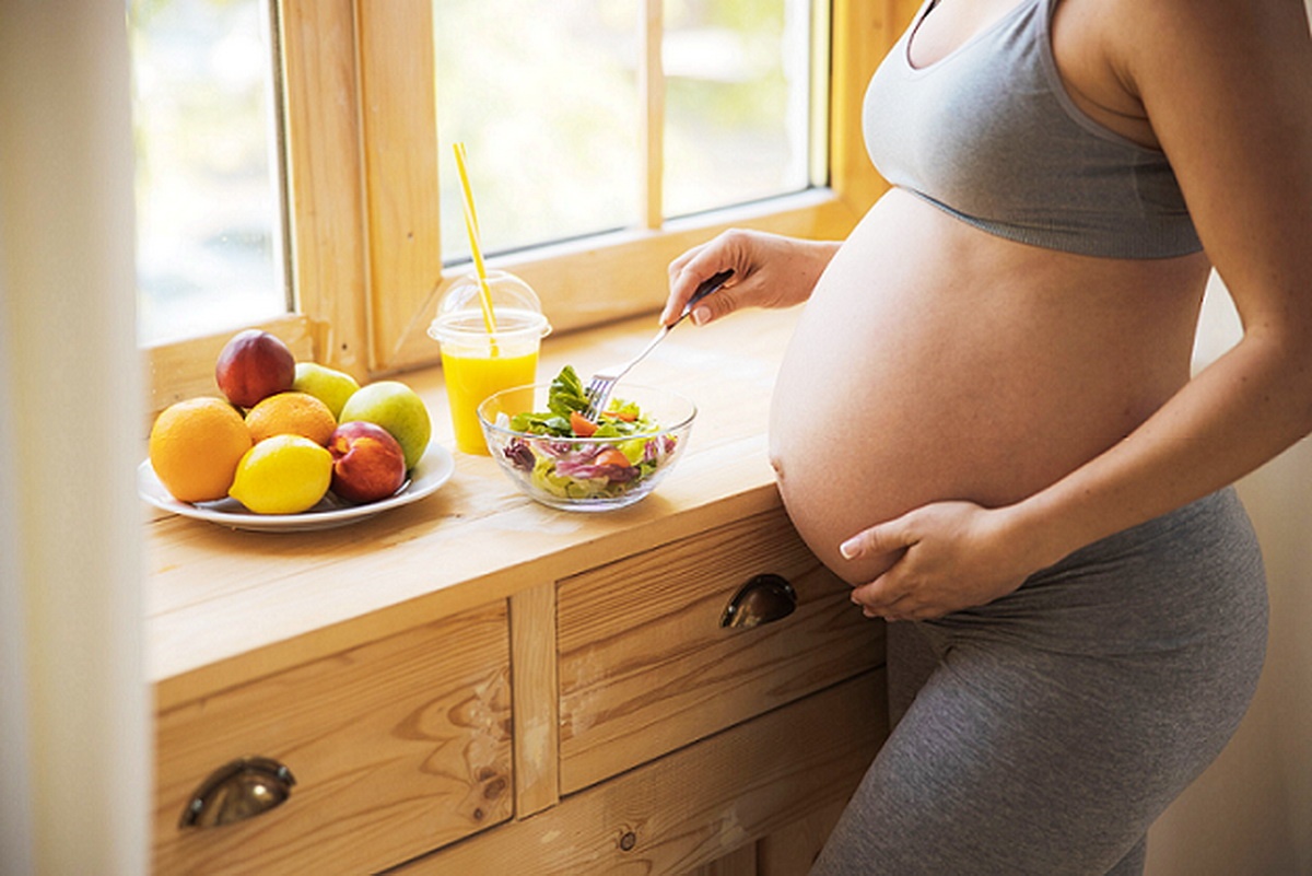 孕婦在這兩時期要注意，替自己與寶寶補充葉黃素！
