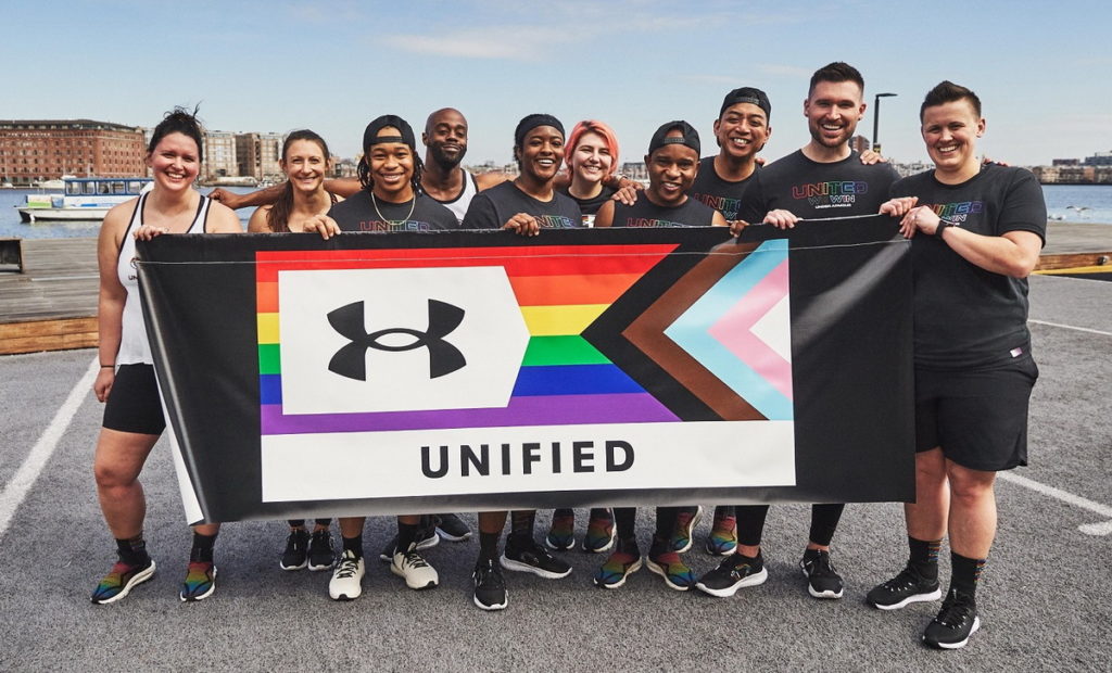 UA Pride系列的起源來自於品牌內部組織UA Unified，期望透過品牌的影響力，以實際行動支持每一位LGBTQ+運動員。