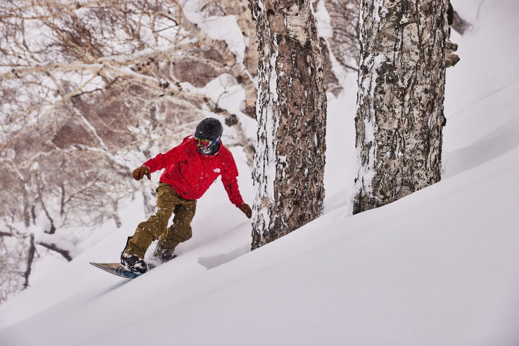 全新度假村坐落於Kiroro雪場內，進階玩家亦可嘗試更刺激的野雪(off-piste skiing)及山岳滑雪(Backcountry)活動。圖片來源：Club Med