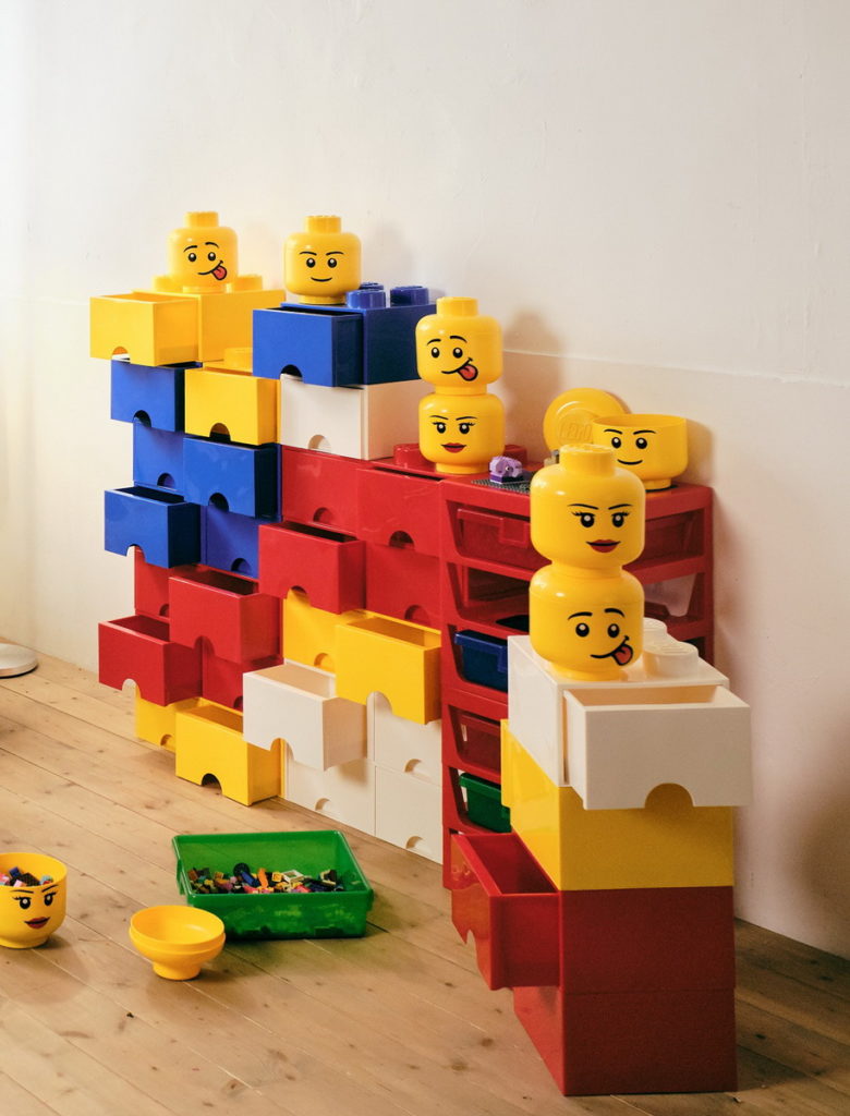 7-ELEVEN全店10月6日推出「LEGO樂高90周年門市快閃購集點送」，由LEGO樂高與丹麥知名家居品牌Room Copenhagen合作，