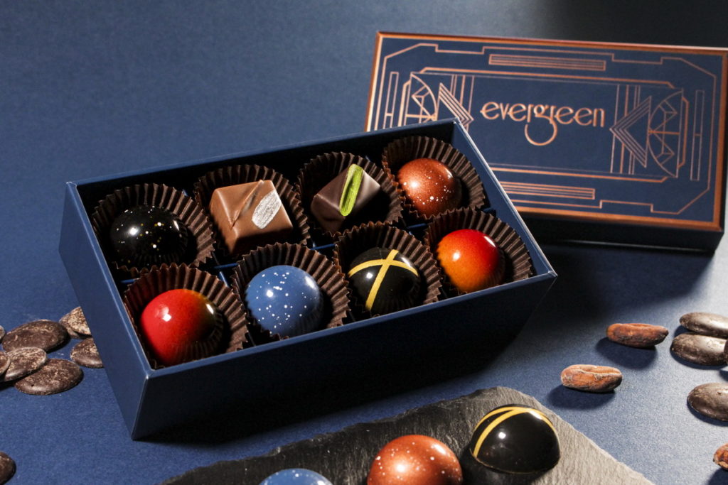 長榮桂冠酒店(台中)為了慶賀得獎，即日起至11月30日止，推出巧克力系列商品全面85折優惠