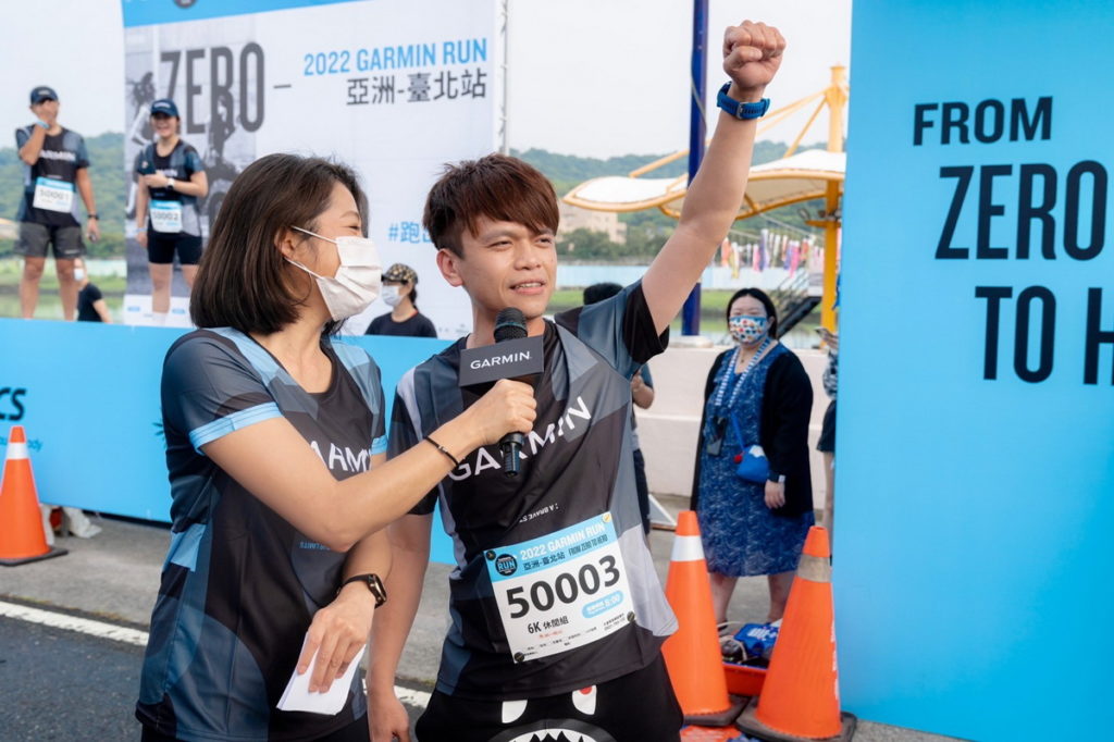 透過Garmin智慧手錶跑步訓練的蔡阿嘎，今日迎接人生第一場路跑賽事Garmin Run