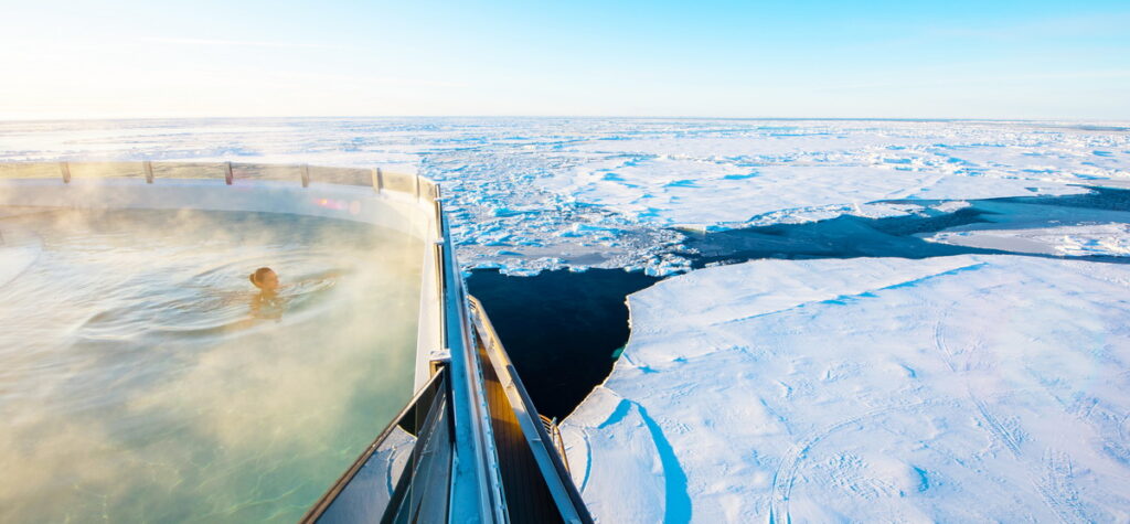 正北極參與世界之巔的破冰船之旅