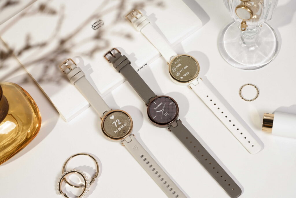 Garmin於今年首次推出「Garmin Women’s Collection」，專為女性設計的智慧錶款，提供全天候健康功能，幫助女性有憑有據聆聽自己的身心