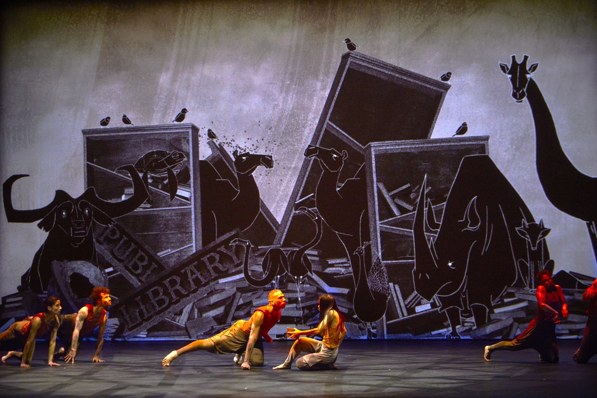 編舞家阿喀郎為了下一代，製作了《叢林奇譚》，這是舞團第一齣適合闔家觀賞、並帶來家人討論的作品。（圖/歌劇院提供攝影：Ambra Vernuccio）