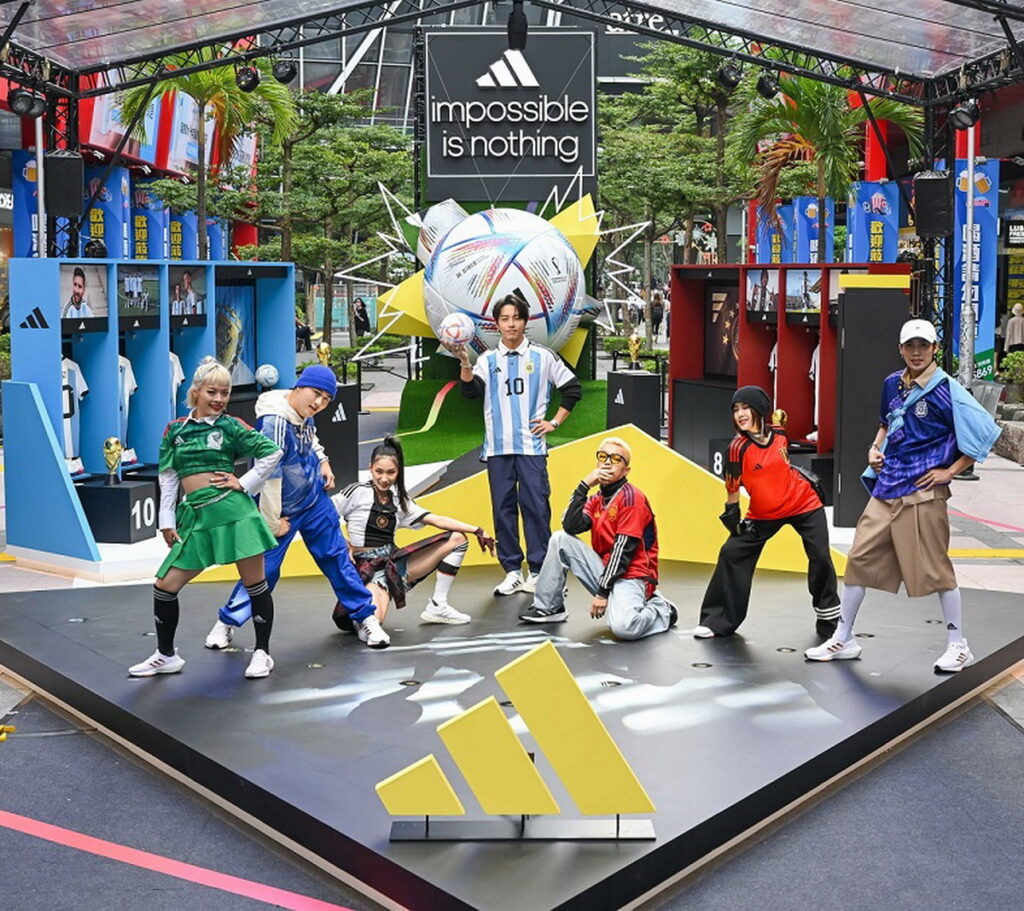 歡慶「2022 adidas世足快閃基地」正式啟動，以最熱情活力的「街舞球衣秀」向2022卡達世界盃致敬！