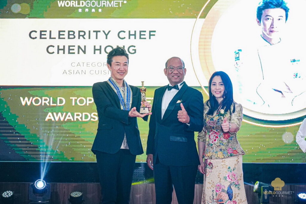 台灣美食天王陳鴻獲馬來西亞【世界頂級美食獎】最佳殊榮 