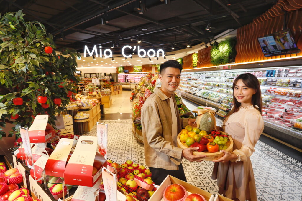 Mia C'bon精選各國頂級水果與在地高品質水果，提供顧客更多元豐富的選擇