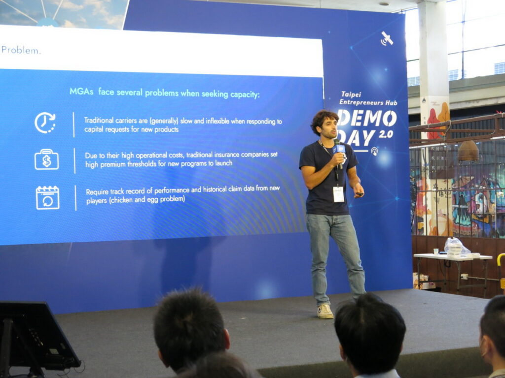 國際新創於Taipei Entrepreneurs Hub 2.0 Demo Day 中進行簡報競賽