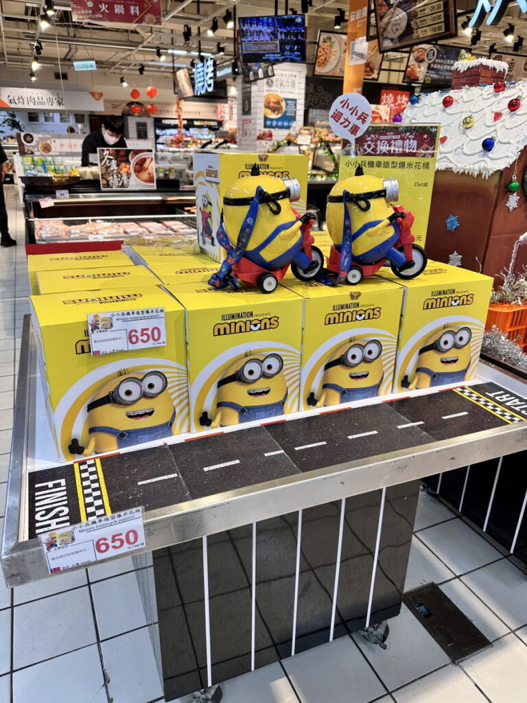 家樂福超萌聖誕一路到跨年