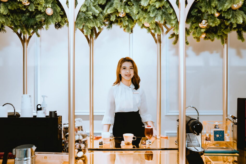 Nespresso首席咖啡品牌大使Ximena分享，今年三款節慶聯名限量款膠囊成功將複雜的法式甜點口味做成頂級品質的咖啡，讓你在每一口品飲過程中感受味覺的極致體驗。
