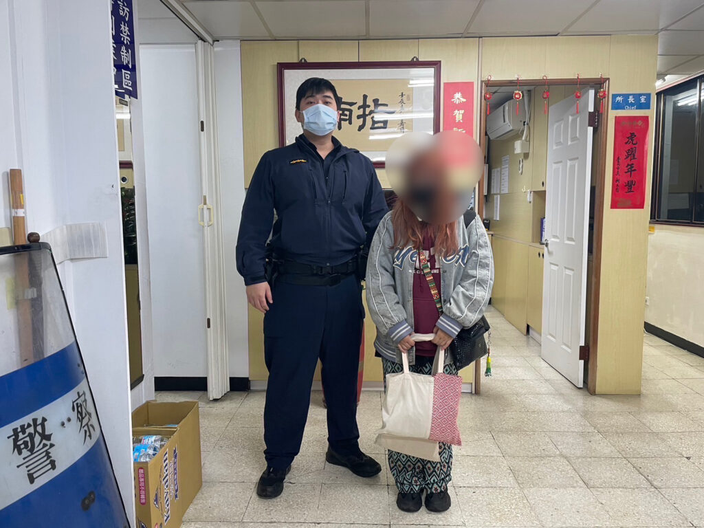 警方順利協助日籍女子發還錢包。
