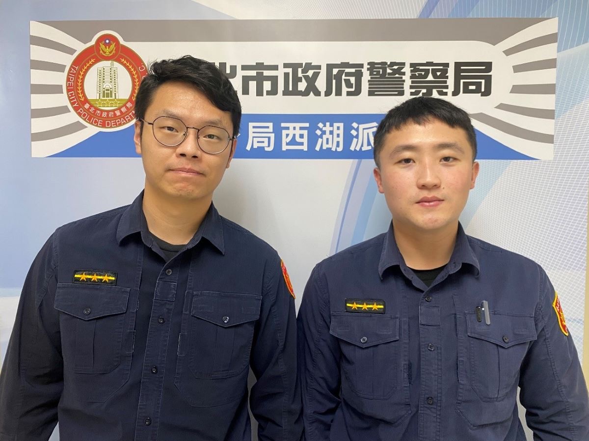 西湖派出所警員楊博淵(左)、李文棟(右)。