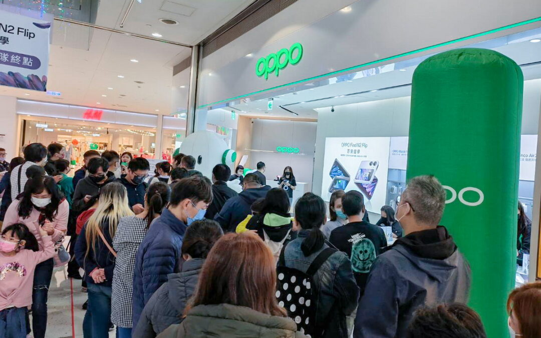 OPPO Find N2 Flip正式開賣傳捷報 首日預購取機現場湧人潮