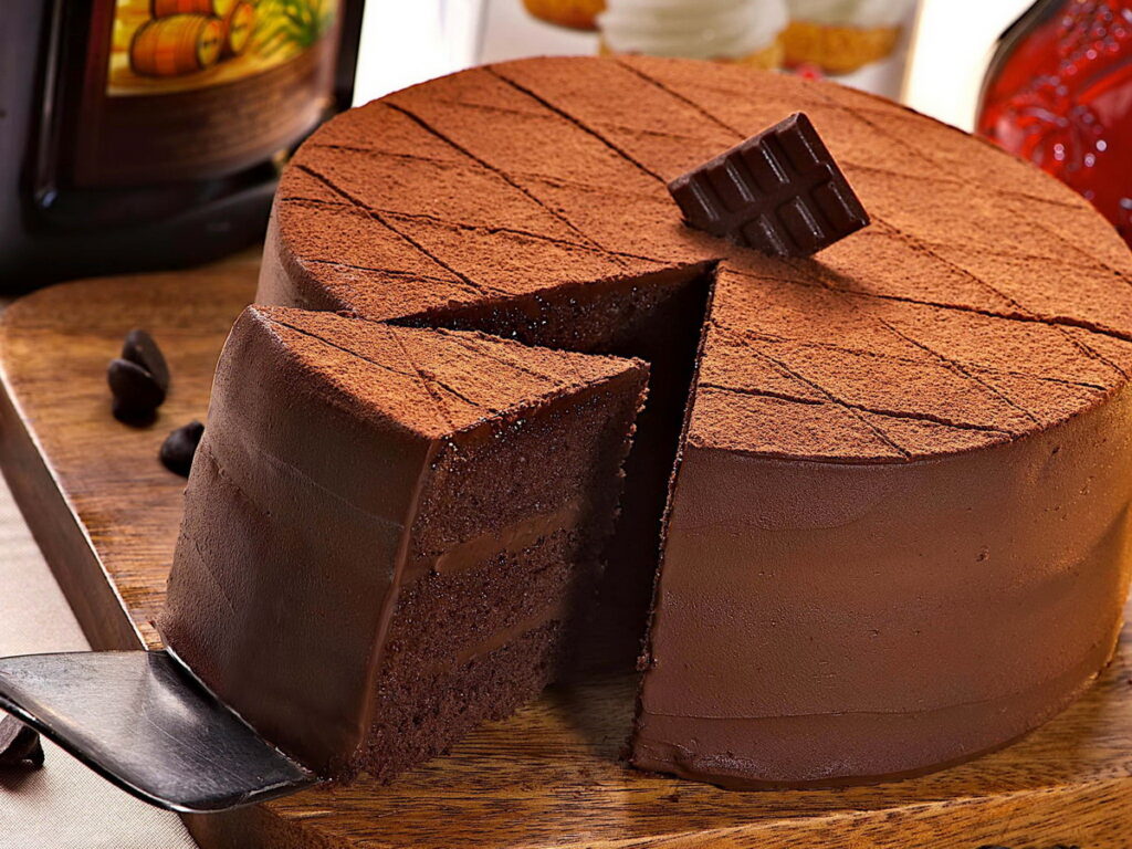 「普諾麵包坊」連年狂銷的招牌甜點「頂級生巧克力蛋糕」，每月銷量破千顆