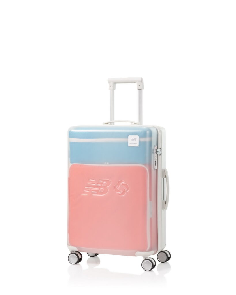22吋行李箱 - 白箱+收納包(顏色為白和橘&粉和藍) 售價12,680