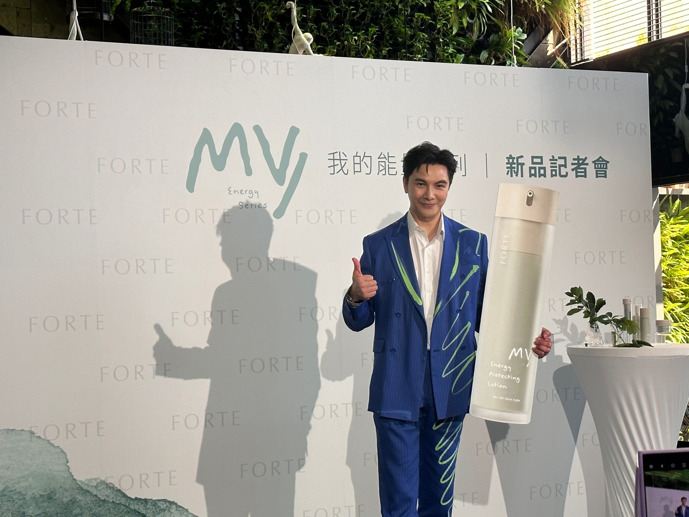 「戲劇男神」謝佳見連續2年擔任《FORTE》品牌大使。