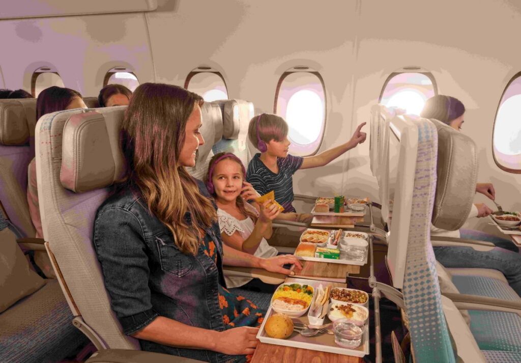 阿聯酋航空經濟艙提供深受小朋友們喜愛的兒童餐點