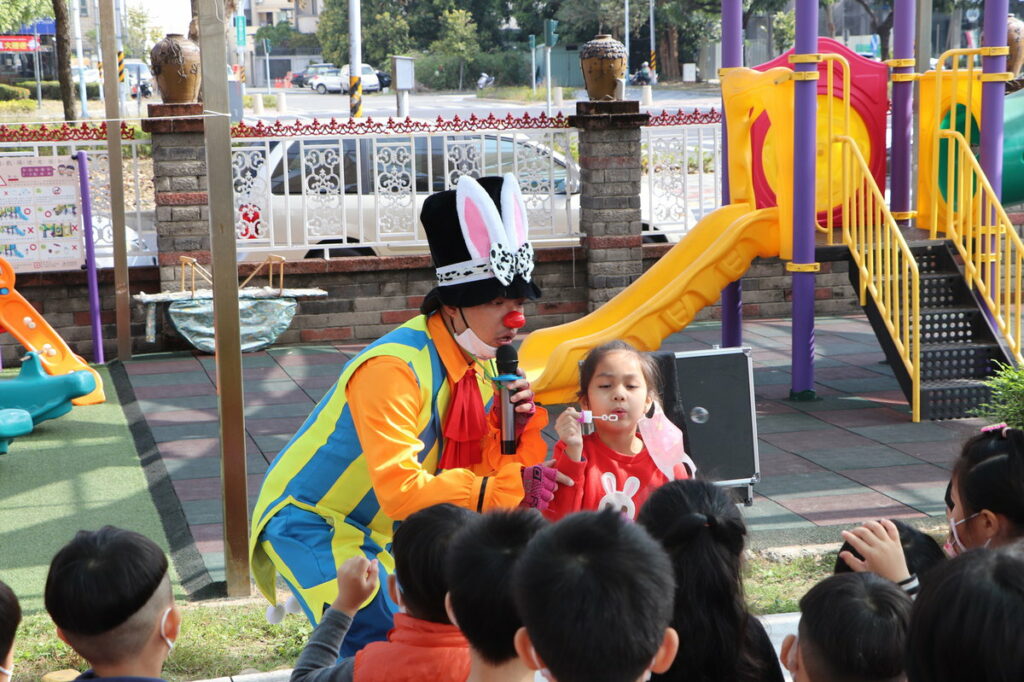 趣味小丑來嘉! 帶領孩童遠離菸害