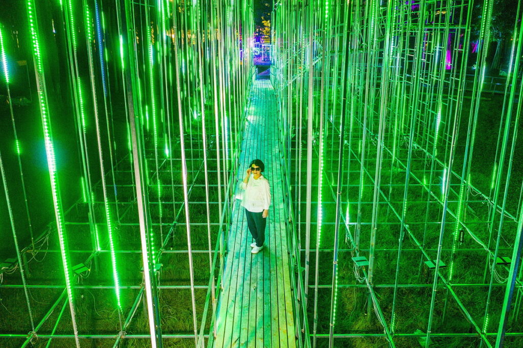  2022光織影舞「宇宙之巔」 以全臺最大LED立體矩陣光影秀獲得「2023謬思設計獎－燈光設計