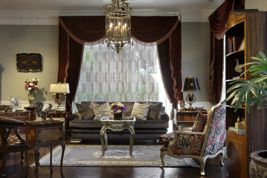 英國DURESTA皇室三人沙發，定價 $ 500,000  出清價 $98,000