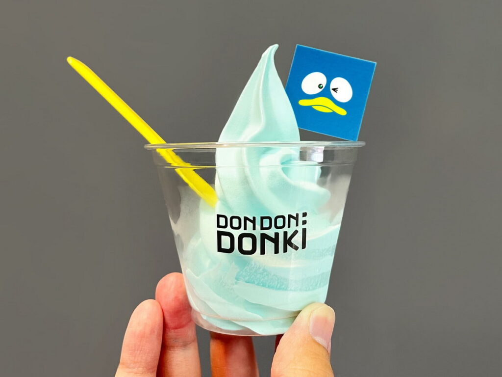 DONPEN吉祥物企鵝霜淇淋只送不賣，活動期間於各店舖憑消費明細(價格不限)並加官方LINE OA