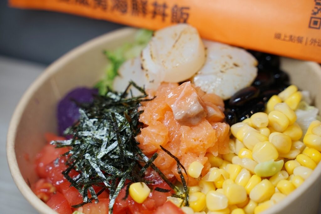 「Poke+波奇家夏威夷海鮮丼飯」讓食材表現原有風味與特性