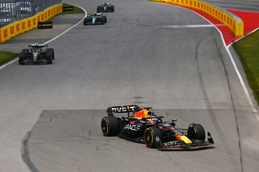 Max Verstappen在F1加拿大大獎賽駕駛RB19賽車，以9.57秒領先第二名，奪下本場大賽冠軍。（照片提供：Red Bull）