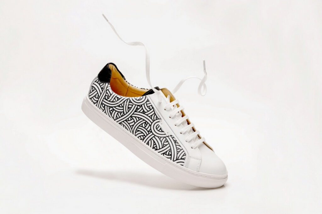 -ORINGO × JORDANE 聯名小白鞋於 629 上午11點，於林果良品「NOKE 忠泰樂生活」期間限定店開放預購販售。