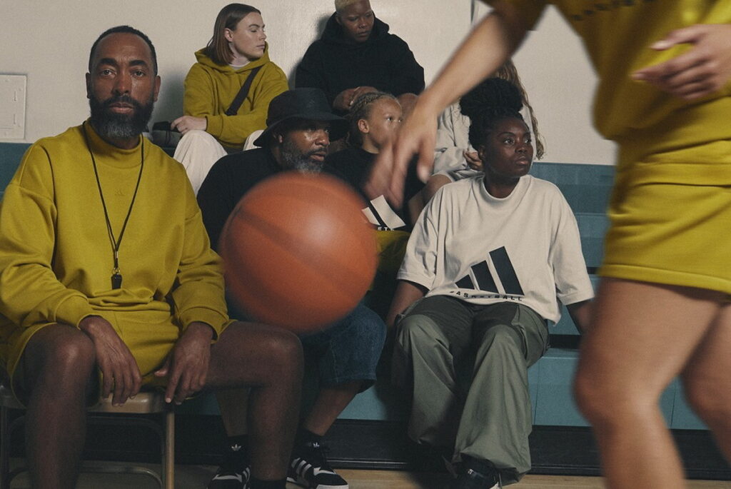  adidas Basketball Chapter 03延續該系列的精神，向熱愛表達致敬，記得「回歸初心Remember the Why 」，記得夢想為什麼開始。