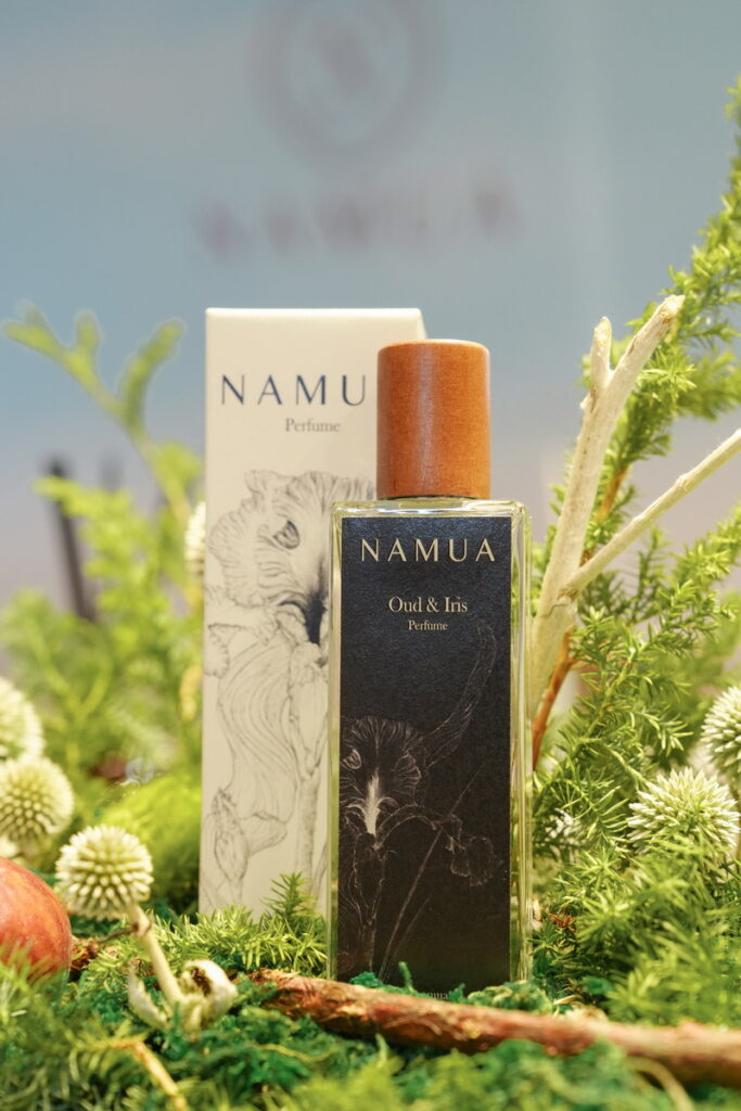 NAMUA烏木ｘ鳶尾花精油香水新品上市