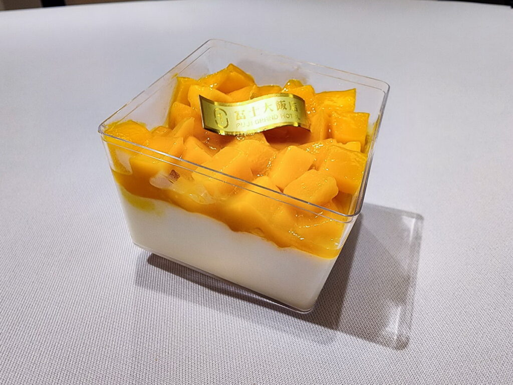 愛文芒果奶酪。