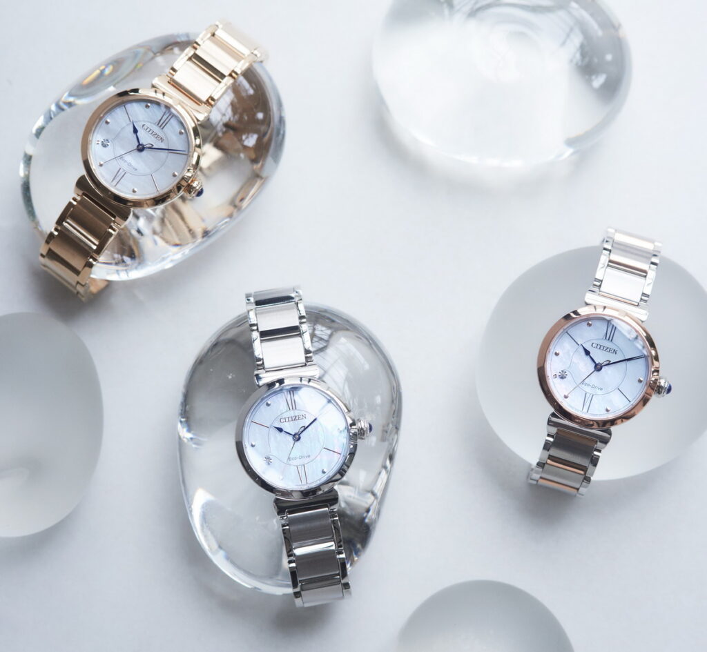 「幸福鈴蘭」光動能三針腕錶設計靈感源自源自象徵著幸福與美好的鈴蘭花。