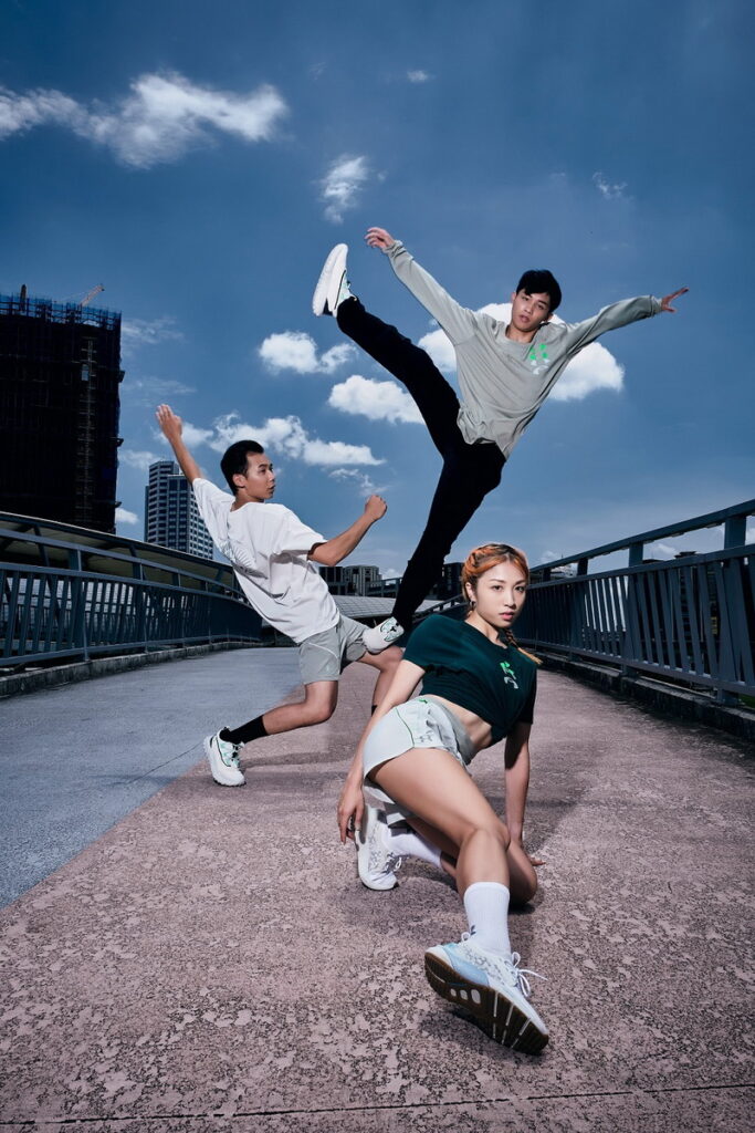 UNDER ARMOUR攜手3位舞者以放膽做自己的態度，完美詮釋「UA ANYWHERE」。