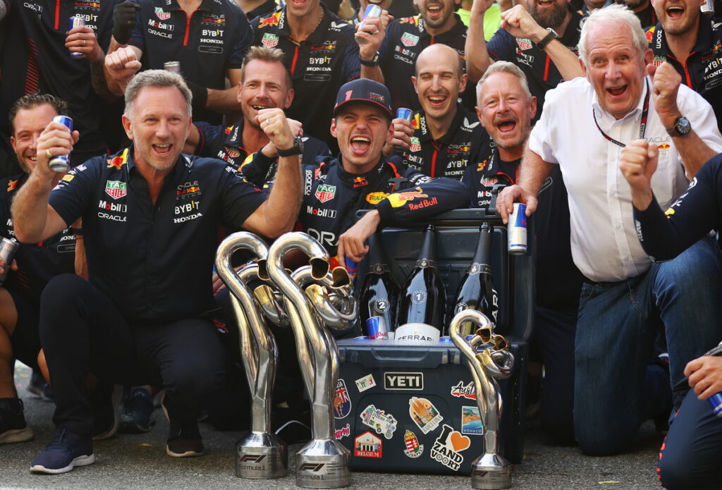 戰績空前！Red Bull車隊在本賽季已取得14場全勝紀錄，Max Verstappen更改寫單季十連勝紀錄。（Red bull提供）
