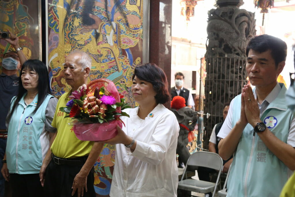 地藏王菩薩聖誕 黃敏惠市長參拜祈福願國泰民安 