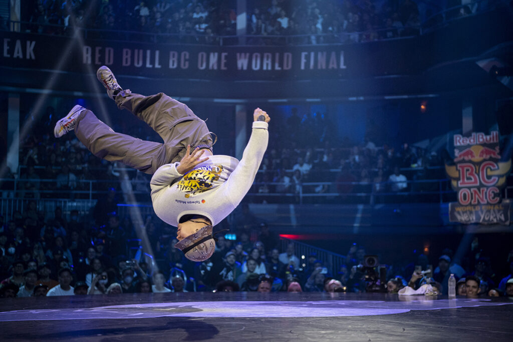 台灣霹靂舞國手B-Boy Quake（孫振）將在在10月19日與28國頂尖舞者於Red Bull BC One最終資格賽(Last Chance Cypher)，爭奪世界決賽的門票。（Red Bull 提供）