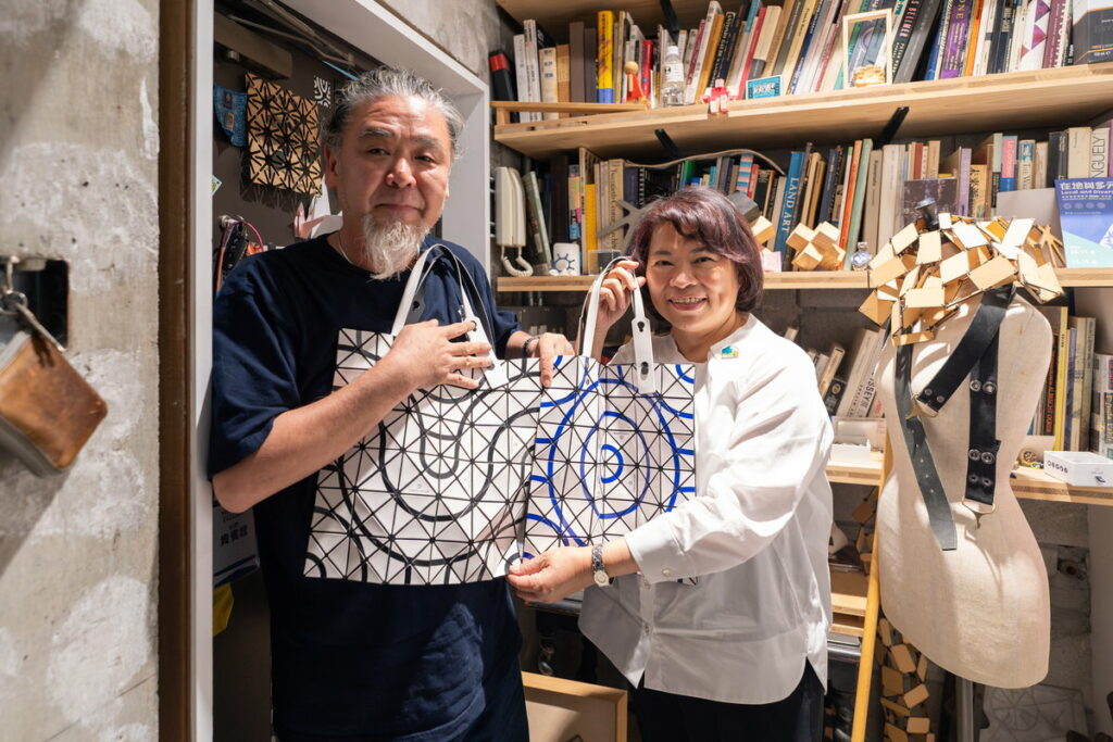 野老朝雄運用東京奧運會徽設計與三宅一生合作暢談產業創新合作