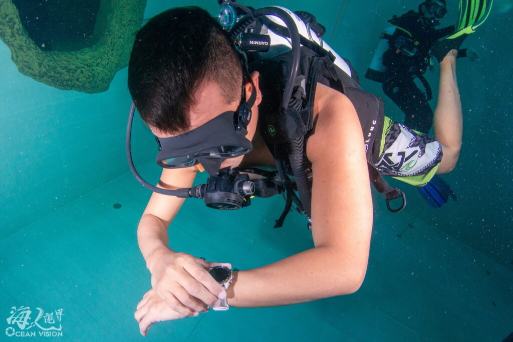 Garmin潛水科技提供從身體健康監測、進階運動訓練到安全警示功能，搭配Descent Mk3i、Descent 