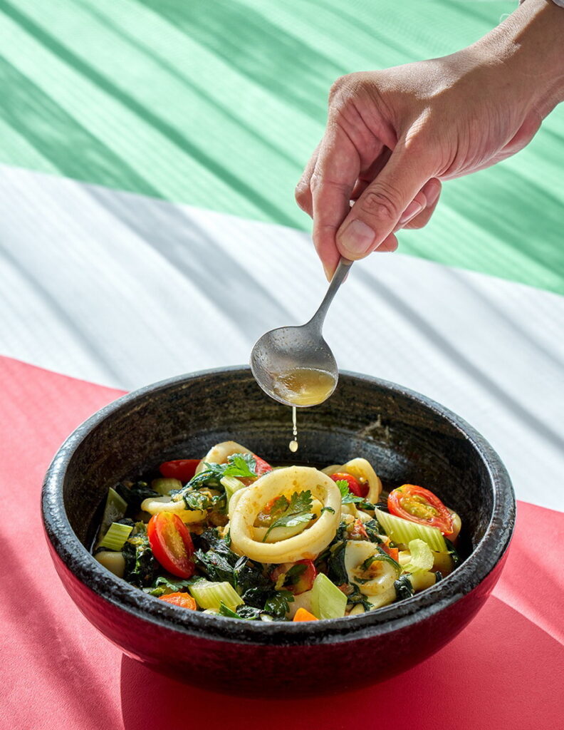菠菜燜魷魚是以海鮮聞名的利古里亞當地傳統料理。