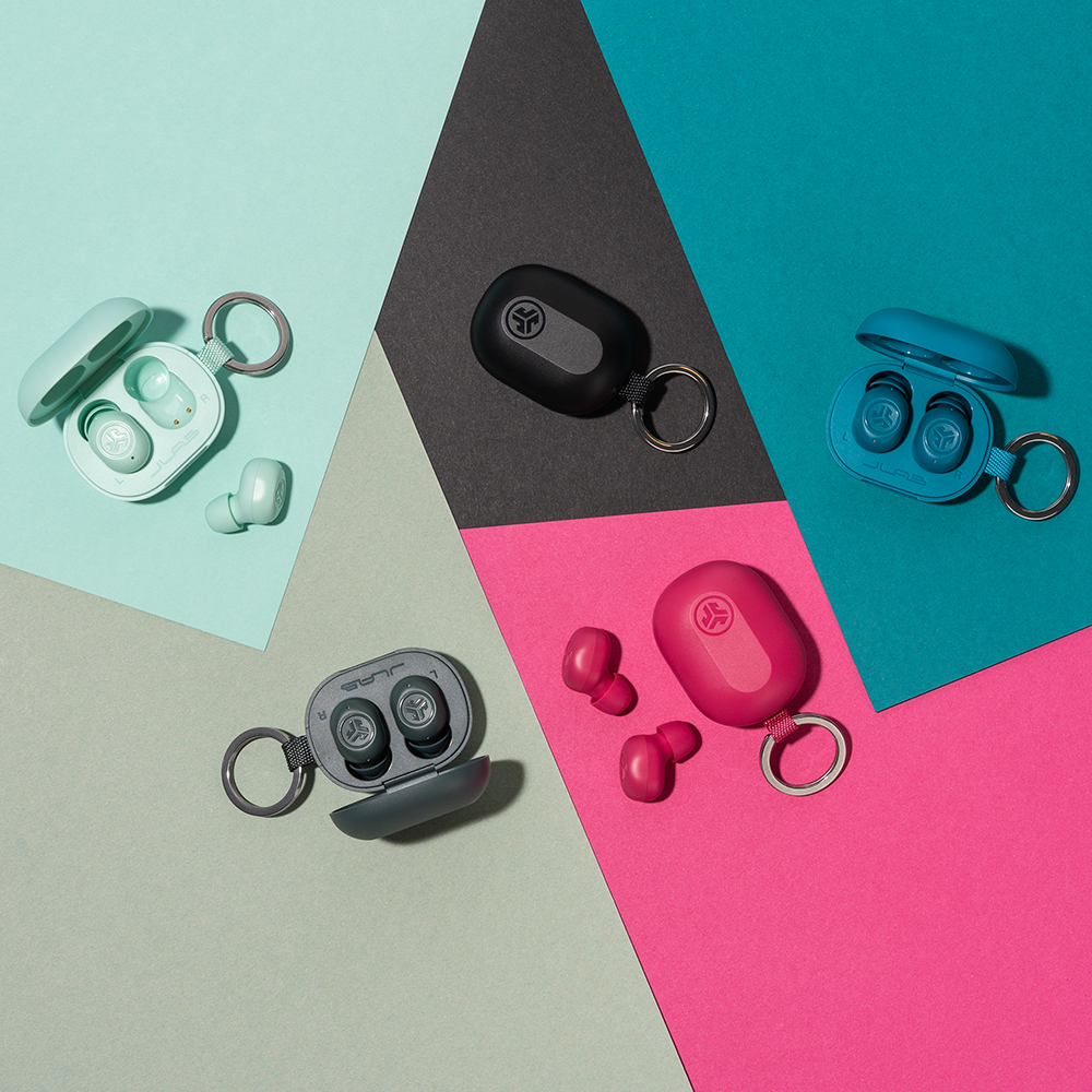 圖說：JLab JBuds Mini共推出五款顏色，附有三種尺寸耳塞，無論是何種耳形，都能享有輕巧舒適、便捷滿足的配戴體驗！